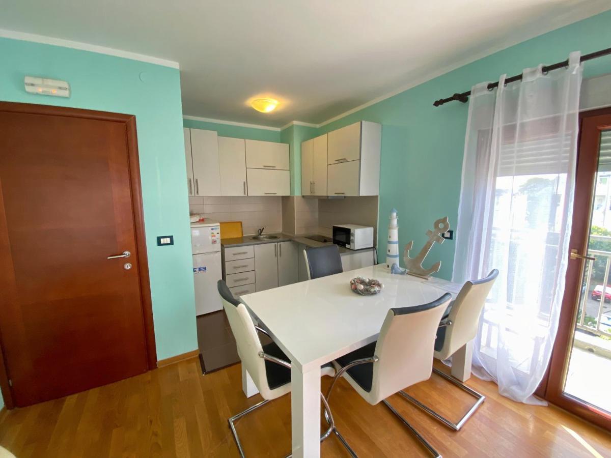 Apartment Center Adria Бар Екстер'єр фото